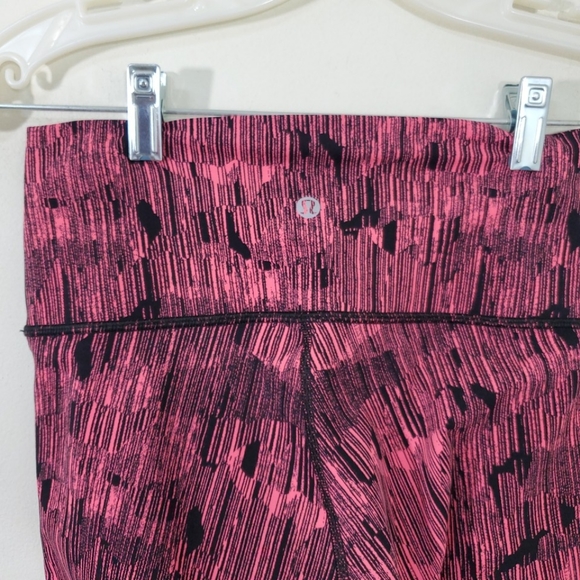 COPY - Lululemon High Times Pant. Size 6 - Picture 6 of 8